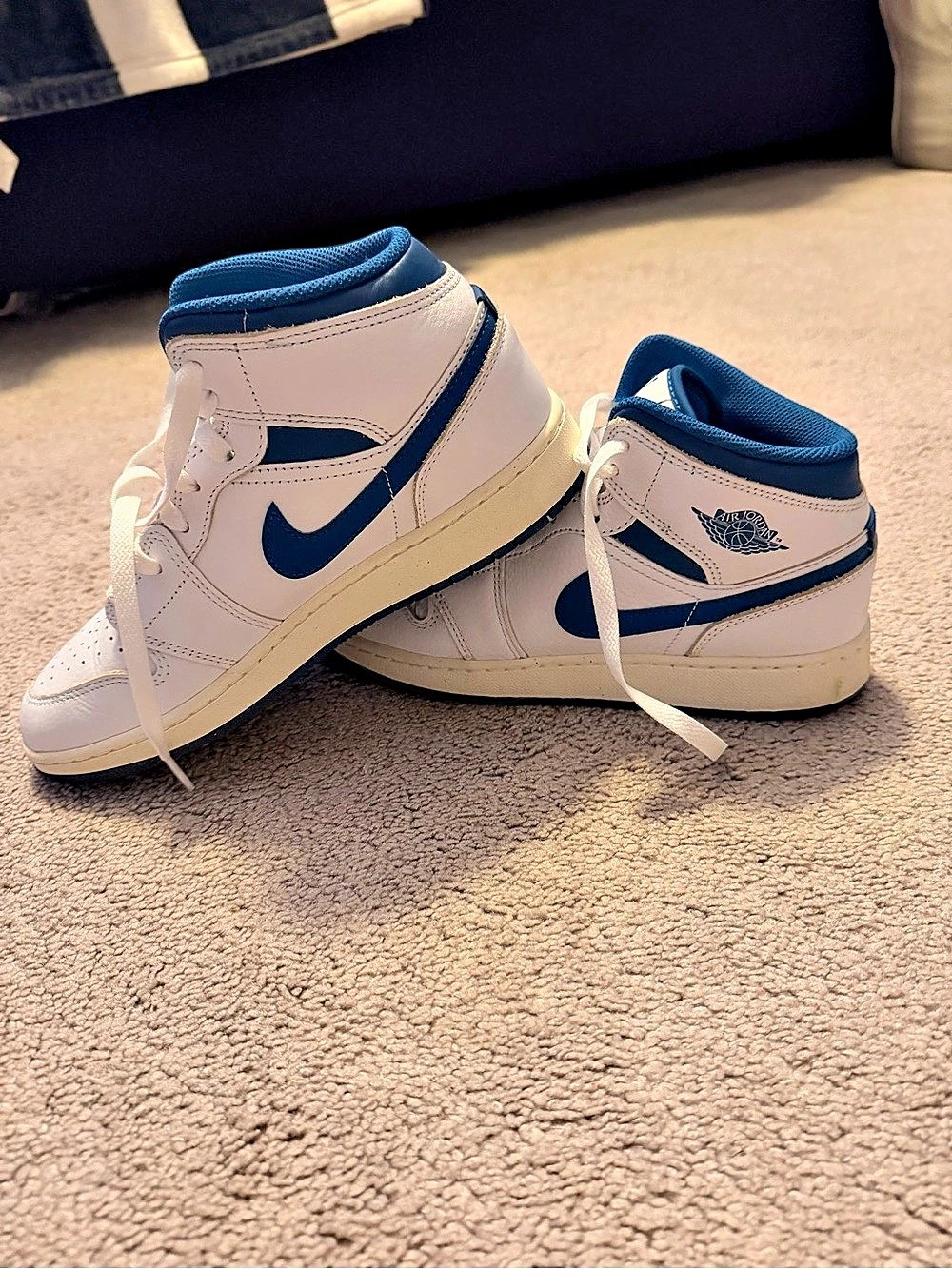 Nike Air Jordan 1 Mid Sneakers White & Blue US 7Y